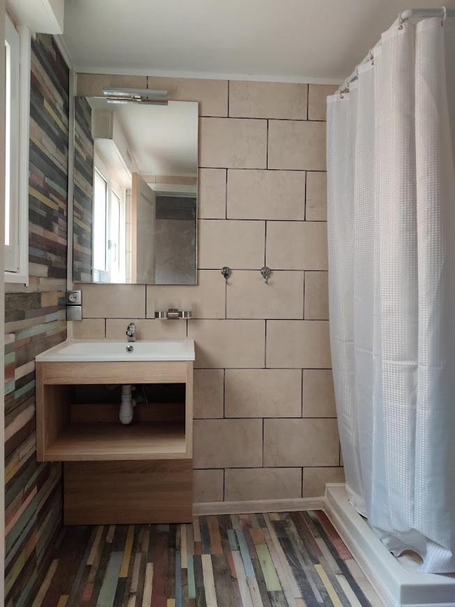 Cocon Des Lys Hotel Saint-Louis  Bagian luar foto